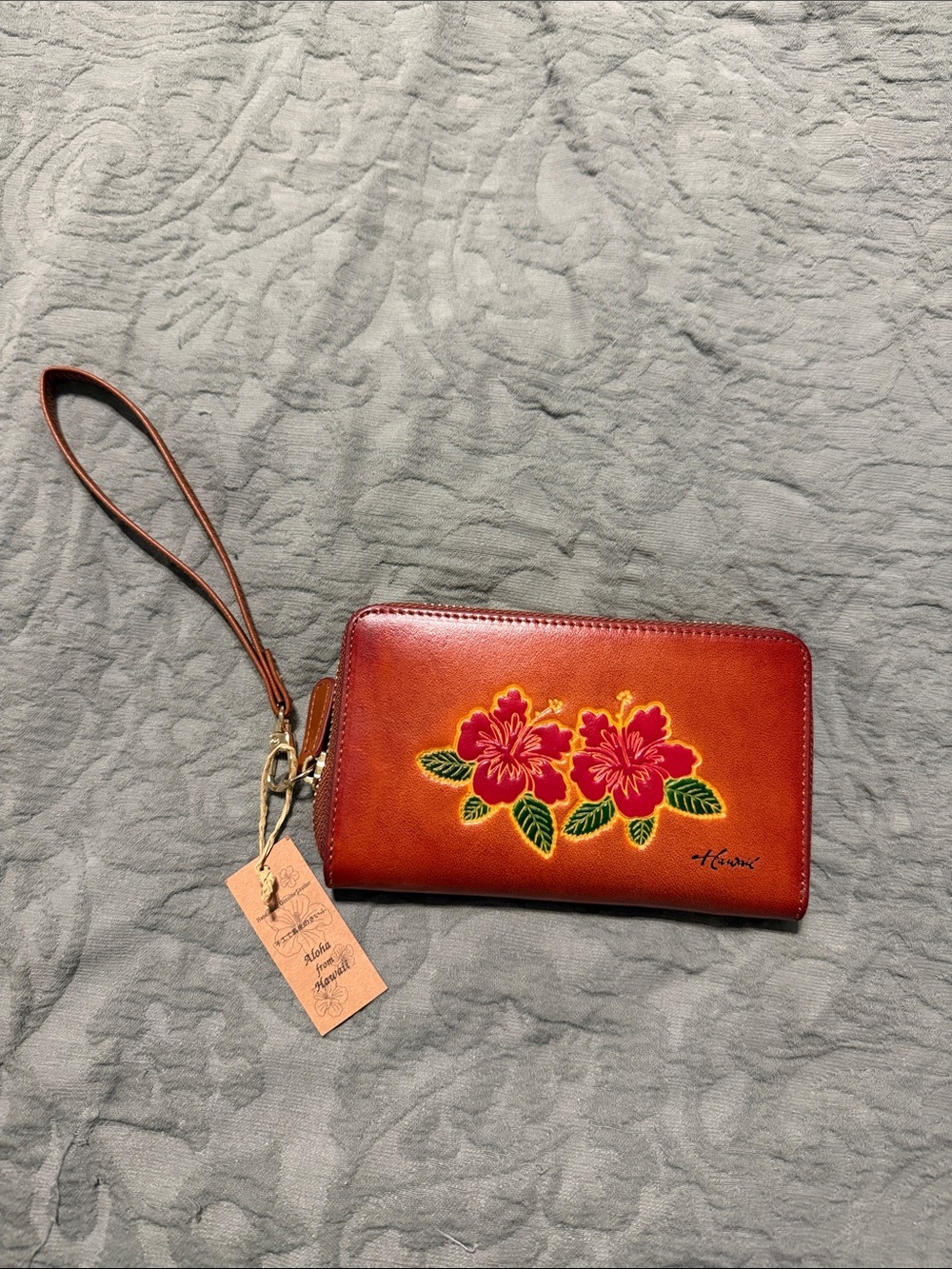 Wristlet wallet
